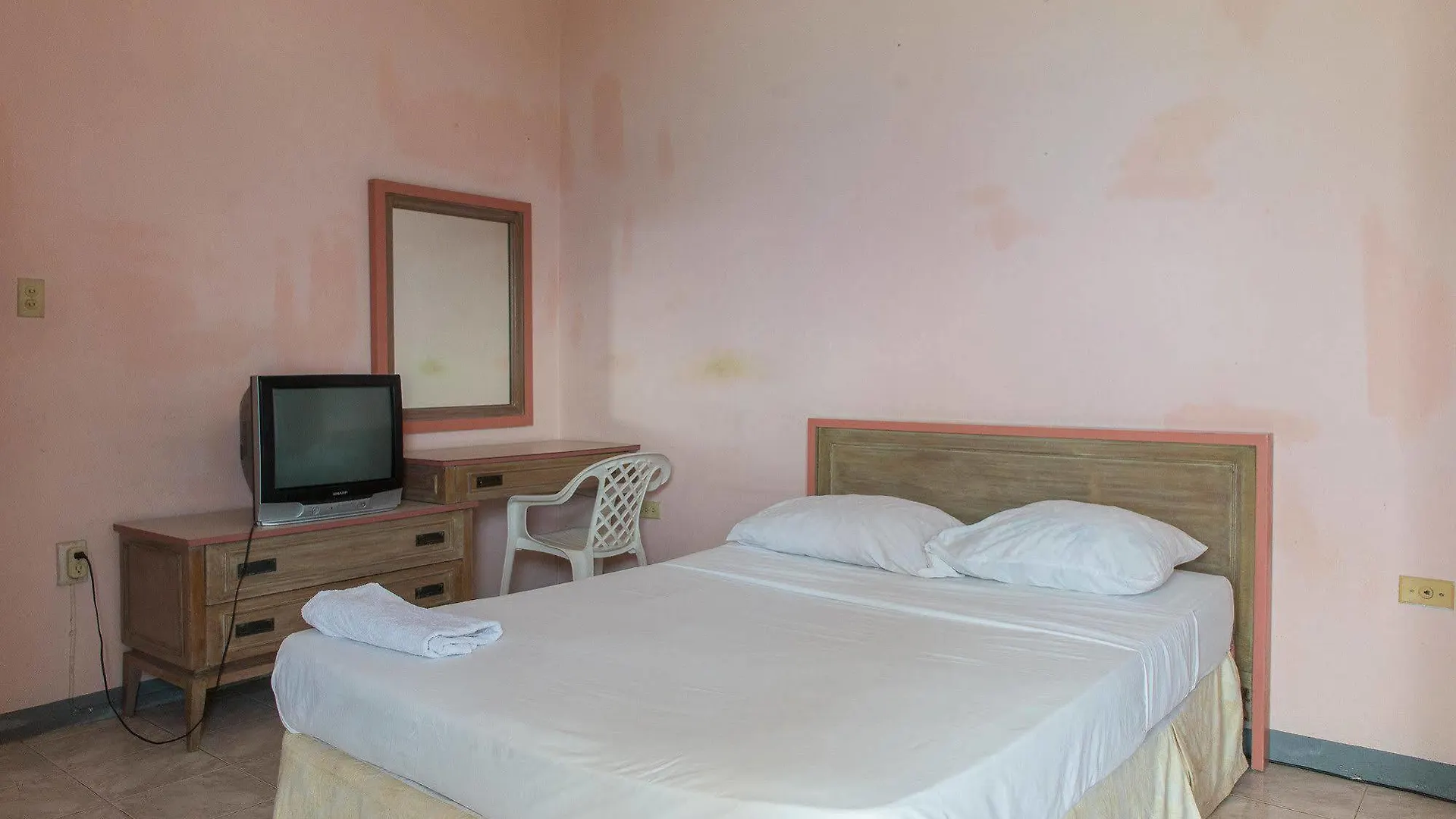 Ocean Sands Hotel Ocho Rios